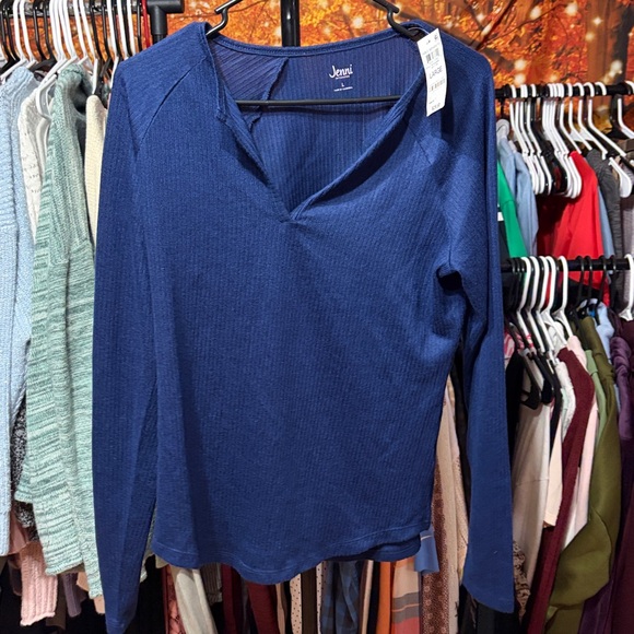 Bundle - Picture 4 of 9